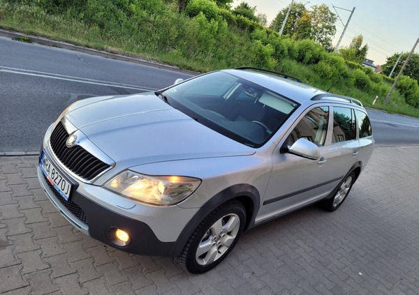 Skoda Octavia cena 30900 przebieg: 226000, rok produkcji 2010 z Pionki małe 781